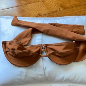 Acacia strapless top